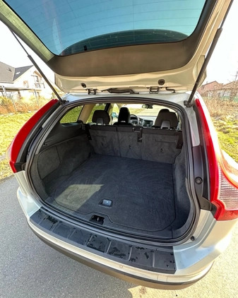 Volvo XC 60 cena 44000 przebieg: 326600, rok produkcji 2011 z Częstochowa małe 277